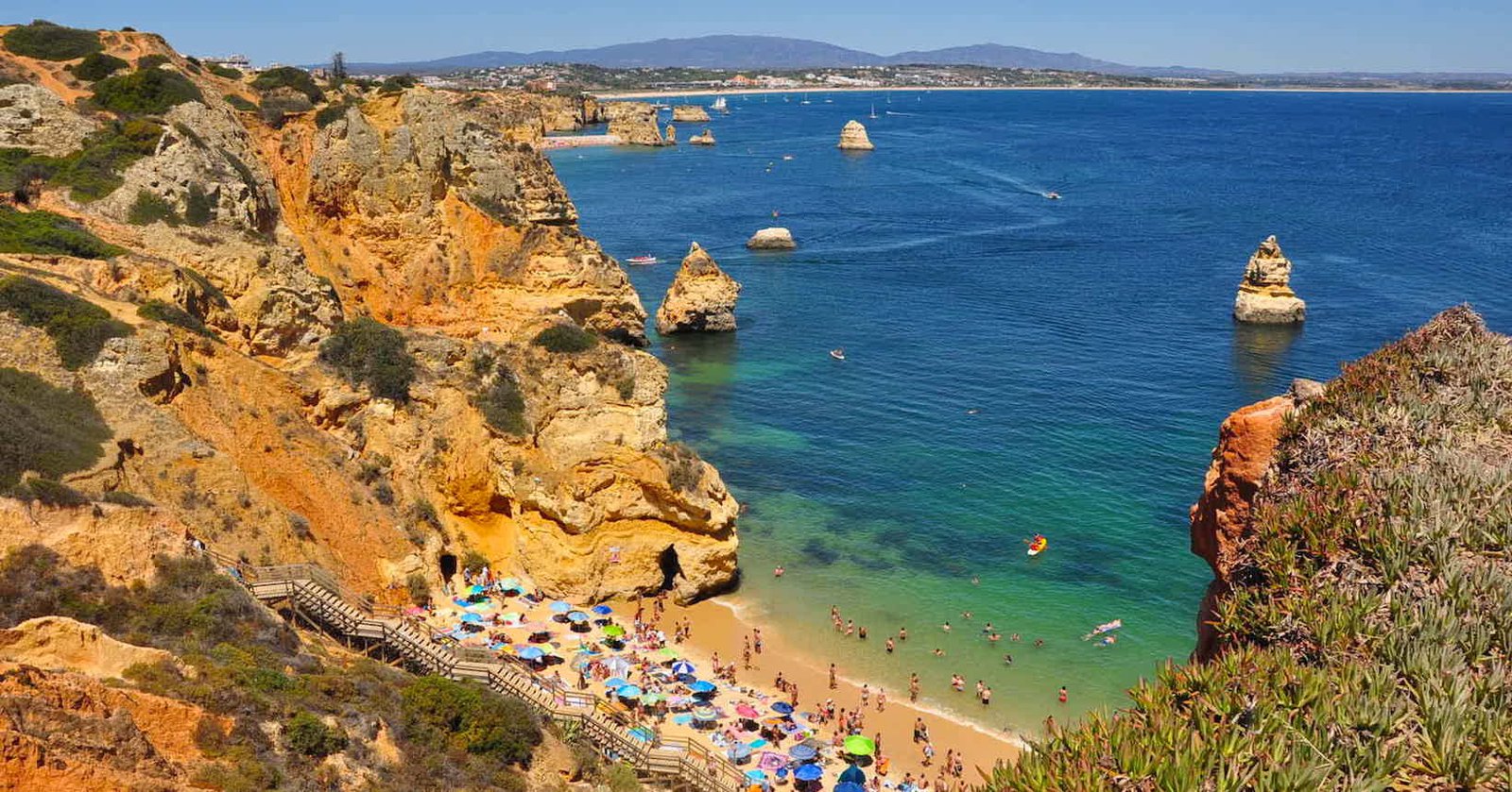 Read more about the article Algarve Secreto: 5 Tesouros, Praias Selvagens e Gastronomia!